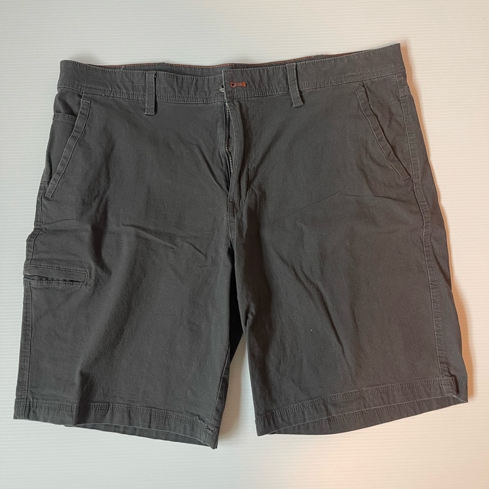 Weatherproof Dark Gray Cargo Shorts for Men
